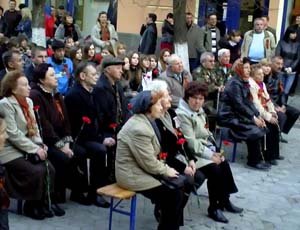 В Симферополе прошел митинг-реквием в память о 68-й годовщине освобождения города от фашистов