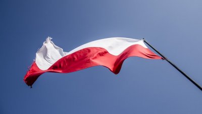 Польша отменила выплаты для украинских беженцев