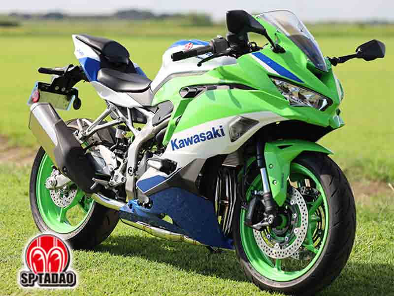 SP忠男の「POWERBOX パイプ」に Ninja ZX-4R（’23〜）用が登場！