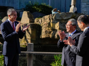 李強宣布中方將向澳洲阿德萊德動物園提供另一對大熊貓