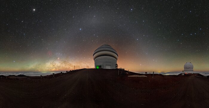 Natural Night Lights Over Gemini North