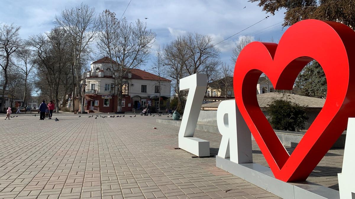 «Слава богу, что военные есть»