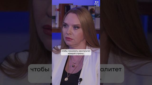 «Нельзя было уезжать»: певица Варвара считает предательством побег артистов из России после начала С