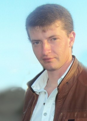 Леонид, 43, Россия, Артем