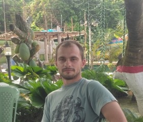 Siarhei, 31 год, Paks