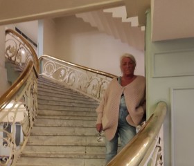 Марина, 58 лет, Москва