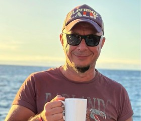 Vladimir, 48 лет, Costa Adeje
