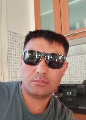 Abidin, 36, Suomen Tasavalta, Helsinki