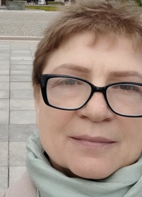 Юлия Карелина, 63, Россия, Санкт-Петербург