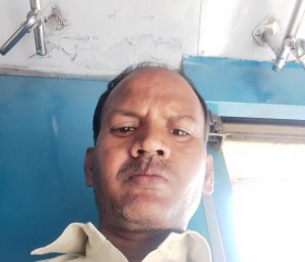 Santosh Kumar, 43 года, Aligarh