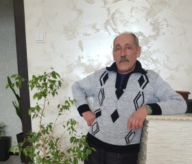 Василий, 63 года, Омск