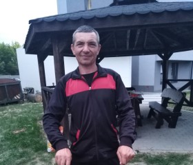 Валентин, 45 лет, Katowice