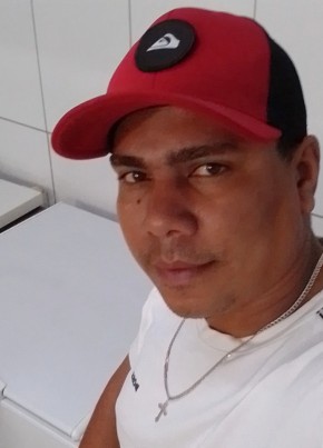 Anastacio, 35, República Federativa do Brasil, Trindade (Goiás)