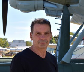 Anton, 62 года, Пловдив