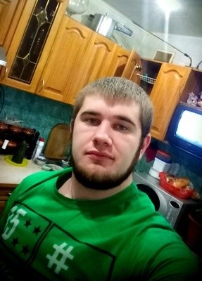 Александр, 29, Тоҷикистон, Киров