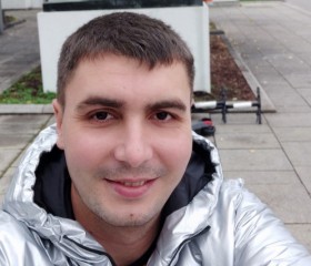 Алексей, 37 лет, Fót