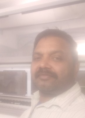 gopal Shukla, 42, India, Surat