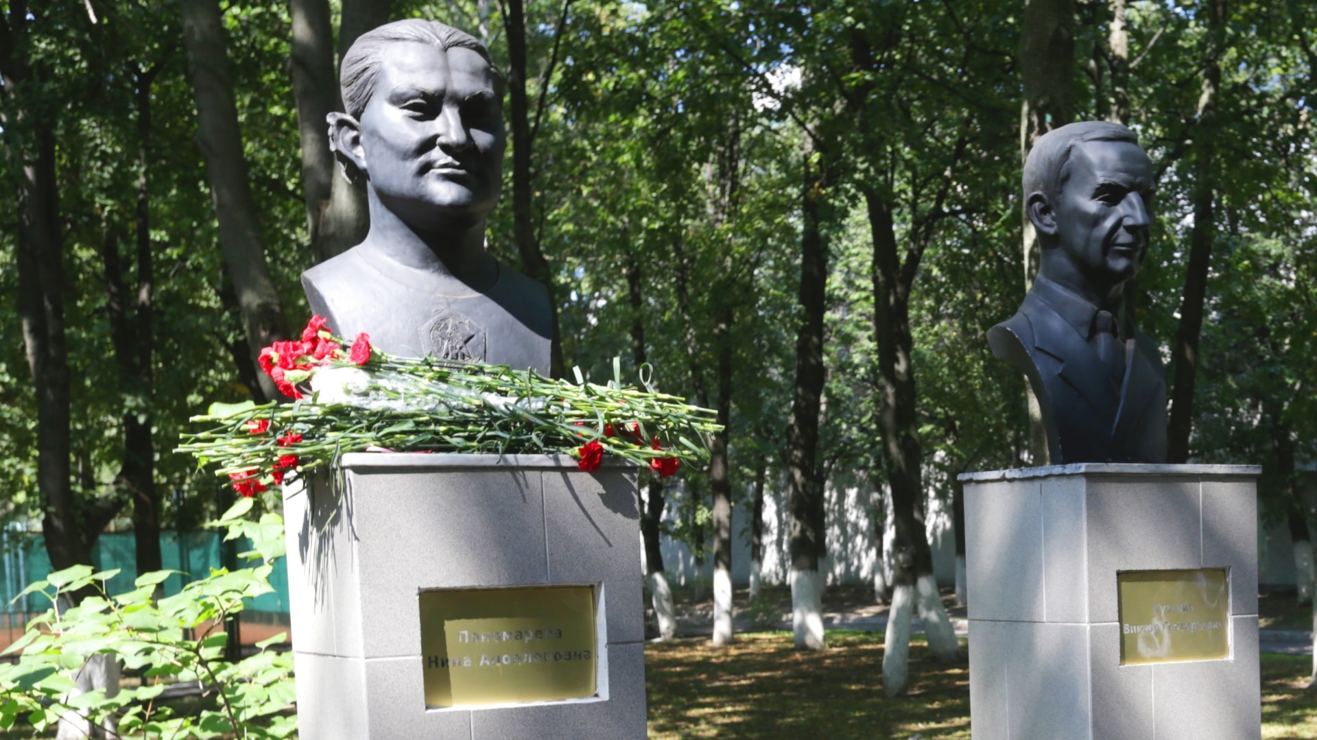 Почтить память Нины Пономаревой собрались соратники великой чемпионки по армейскому Клубу