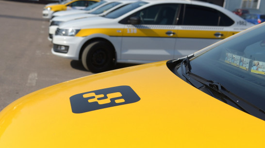 Воронежский таксист выплатил 502 тыс. рублей алиментов после ареста автомобиля