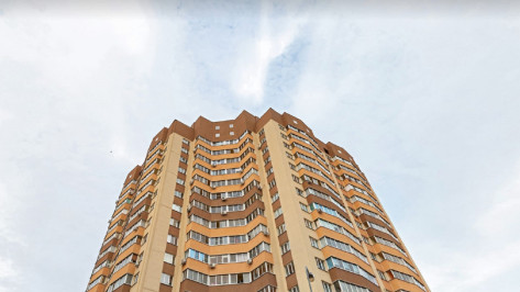 Майнинговая ферма вспыхнула на балконе многоэтажки в Воронеже