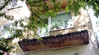 В Воронеже отремонтируют 255 аварийных балконов, угрожающих безопасности горожан