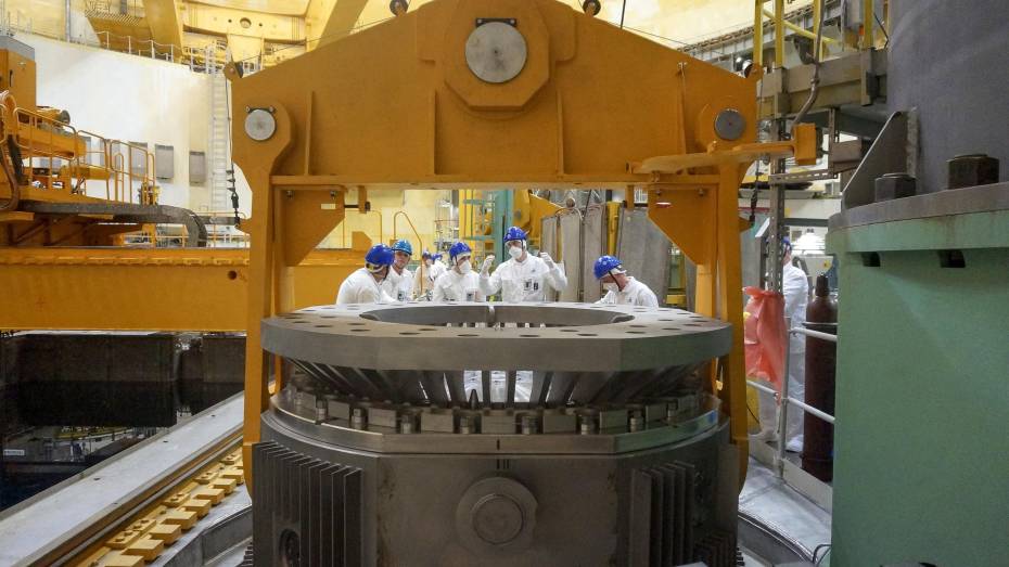 На Нововоронежской АЭС успешно завершились «холодные» испытания нового контейнера для отработавшего ядерного топлива реакторов