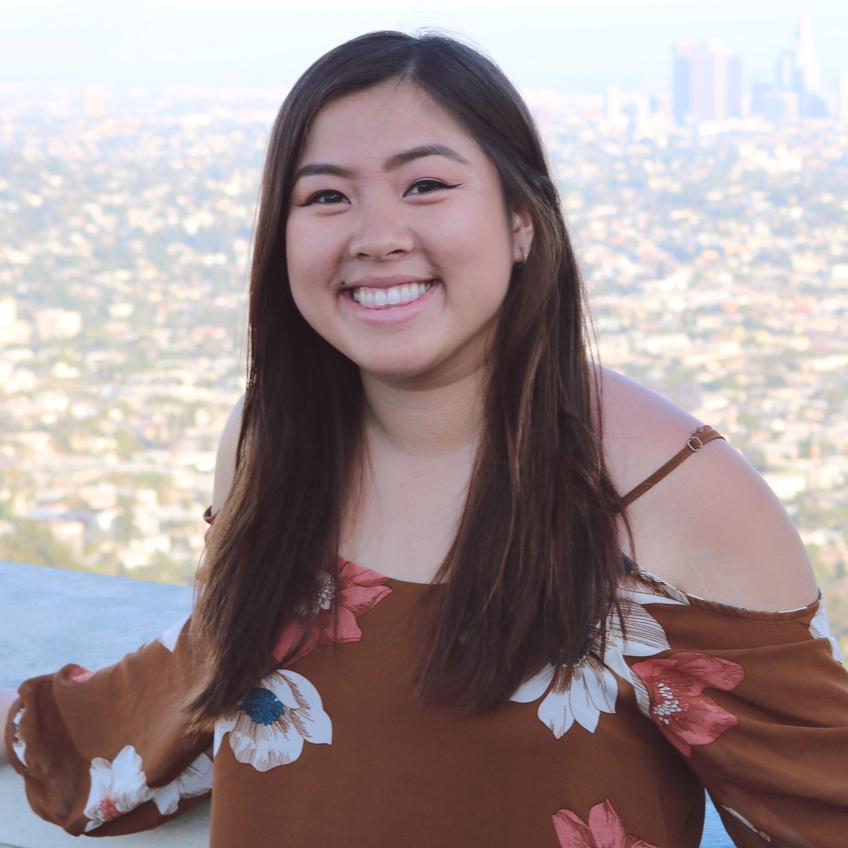 Julie Nguyen - Senior Academic Advisor 