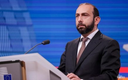 Приветствуем решения об оказании Армении поддержки в рамках Европейского фонда и начала диалога по либерализации визового режима. Арарат Мирзоян