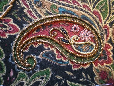 Threads Across the Web: Japanese Bead Embroidery.: 