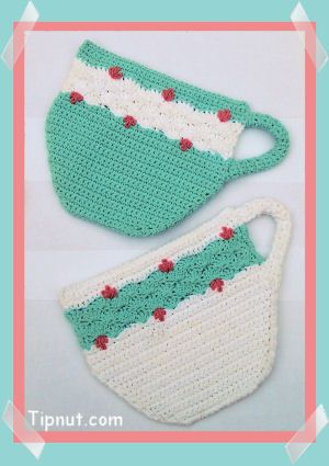 Tea Cup Potholders - FREE crochet pattern I modified this a bit and used these as part of teapot shaped potholder with teacup set.
