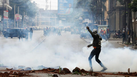 De nouvelles manifestations se déroulent à Nairobi, au Kenya, le 27 juin 2024, deux jours après les violence meurtrières qui ont conduit président William Ruto à retirer son projet de budget contesté.