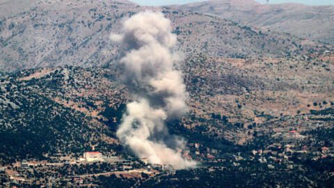 Bombardement israélien sur le village de Kfarshuba dans le sud du Liban, près de la frontière avec Israël, le 26 juin 2024.