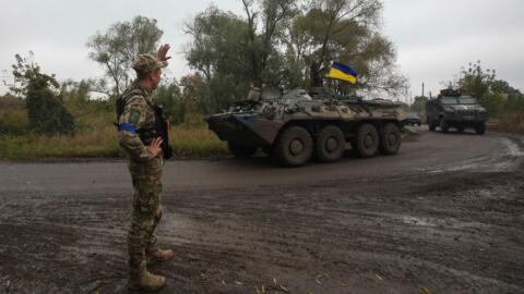 جنود أوكرانيون قرب الحدود الأوكرانية ـ الروسية، 16 أيلول/ سبتمبر 2022. 