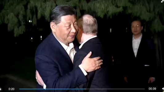 Russian President Vladimir Putin and Chinese President Xi Jinping bid farewell at the end of talks in Beijing, China May 16, 2024. Sputnik/Mikhail Metzel/Pool via REUTERS ATTENTION EDITORS - THIS IMAG