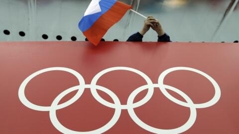 Hình minh họa: Lá cờ Nga trên khán đài nhà thi đấu trượt băng tại Thế vận hội mùa đông Sochi, ngày 18/02/2014.