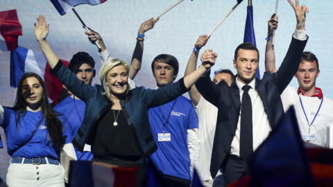 Mari Le Pen e Jordan Bardela saha orngal wooteeji  eropnaaj, natal 2 lewru 6ɓuru 2024