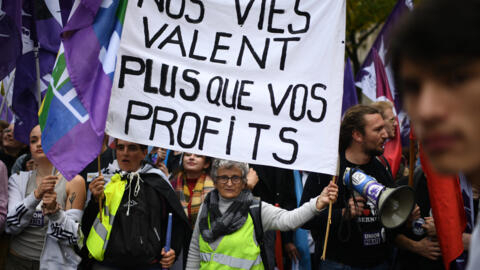 Manifestação contra o "alto custo de vida e a inação climática", 16 de outubro em Paris.