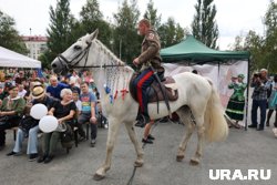 Казаки отправились в дальний поход из Кургана в Улан-Батор