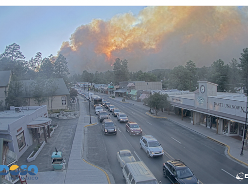 South Fork Fire reaches about 15,200 acres, advances on Village of Ruidoso