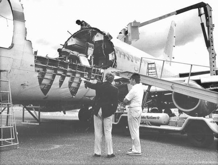 Aloha_Airlines_Flight_243_after_accident.v1-1024x777.png