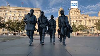 Estátua dos Beatles em Liverpool