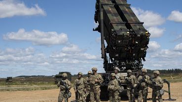 Le système de missile sol-air de longue portée Patriot arrive en Lituanie.