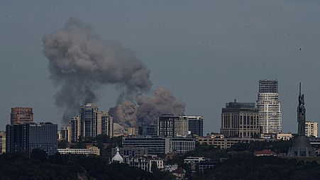 Eine russische Rakete hat ein Kinderkrankenhaus in der ukrainischen Hauptstadt Kiew getroffen.