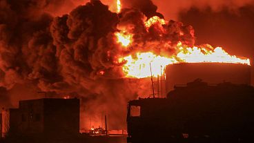 آتش سوزی حملات اسرائيل در یمن