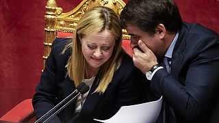 La primera ministra italiana, Giorgia Meloni, junto a Raffaele Fitto.