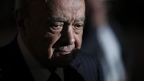 ΑΡΧΕΙΟ: Mohammed Al Fayed αποχωρεί μετά τα εγκαίνια του ξενοδοχείου Ritz στο Παρίσι, 27 Ιουνίου 2016.