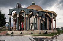 Sheikh Dyrri-Tekke en el Centro Mundial Bektashi, Qendra Boterore e Bektashinjve, Centro de una Hermandad Sufí, Tirana, Albania.