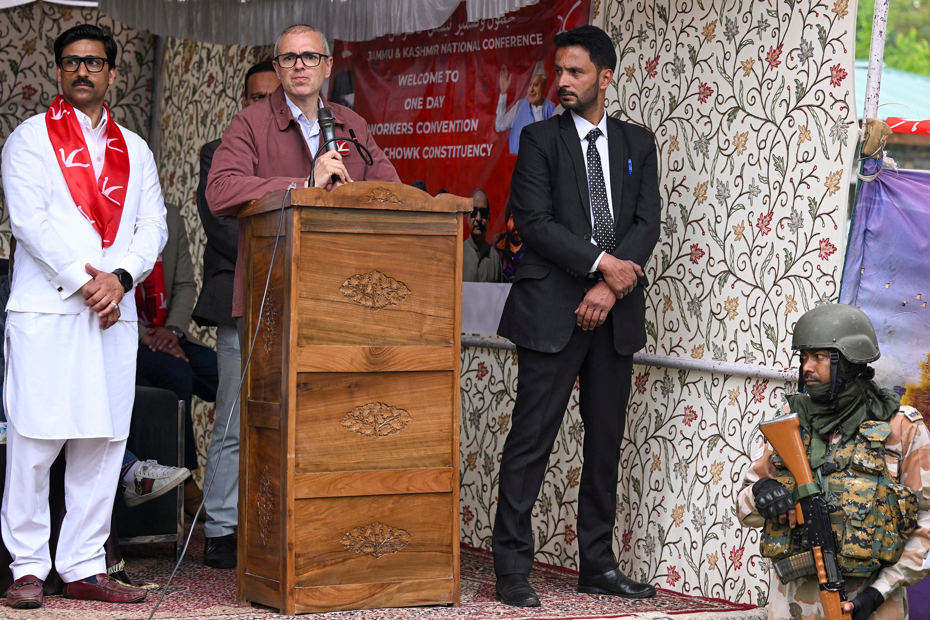 Jammu and Kashmir National Conference leader Omar Abdullah (centre) addresses a public meeting in Srinagar. Modi’s ruling Bharatiya Janata Party did not field any candidates in Kashmir