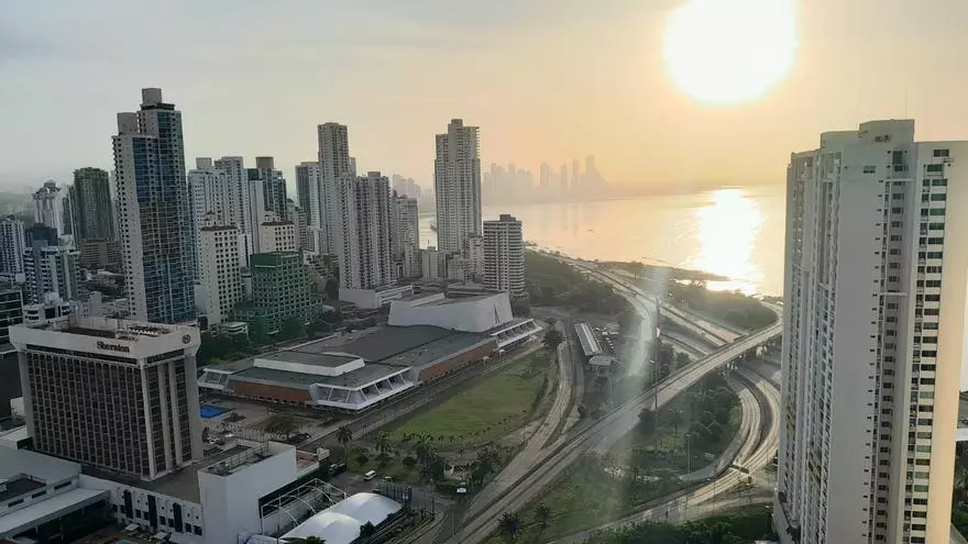 Amanecer de la Ciudad de Panamá para este lunes 1 de julio