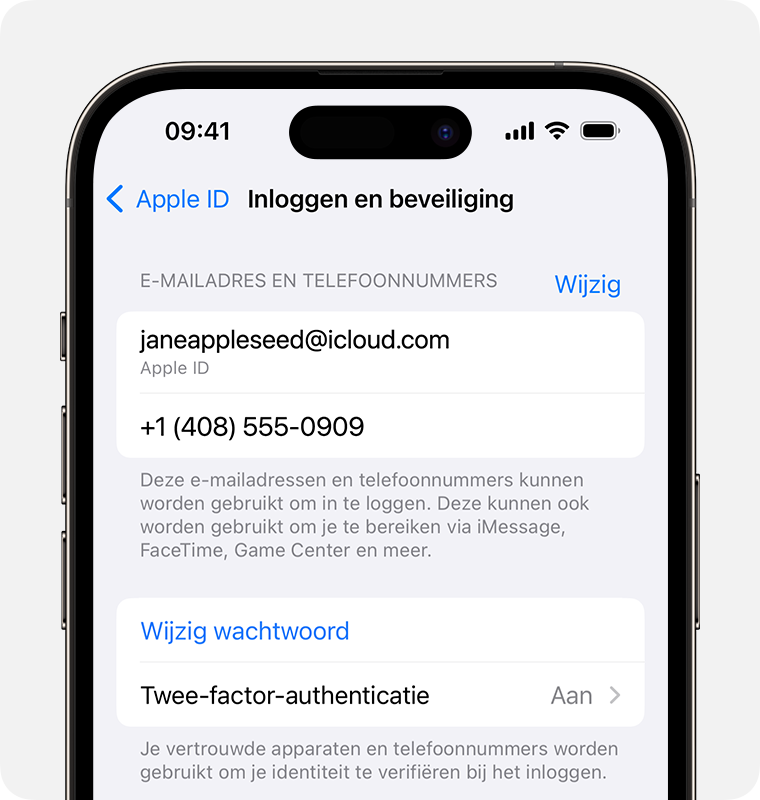 Zoek in de instellingen van Apple ID de e-mailadressen en telefoonnummers die je kunt gebruiken om in te loggen.